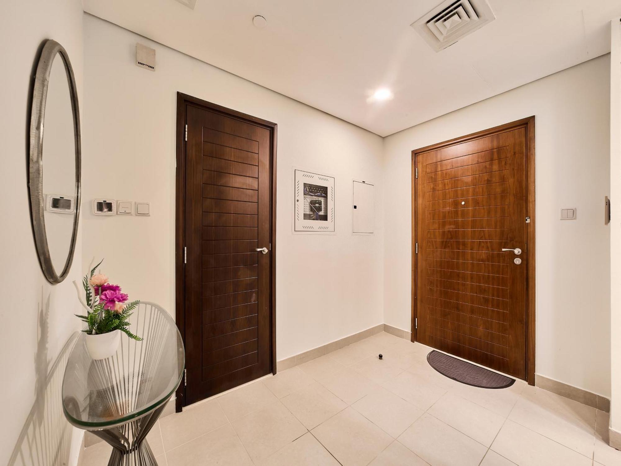Апартаменты Golden Homes Boulverd 1bhk Blue Heaven Near Mall & Burj Khalifa Downtown *